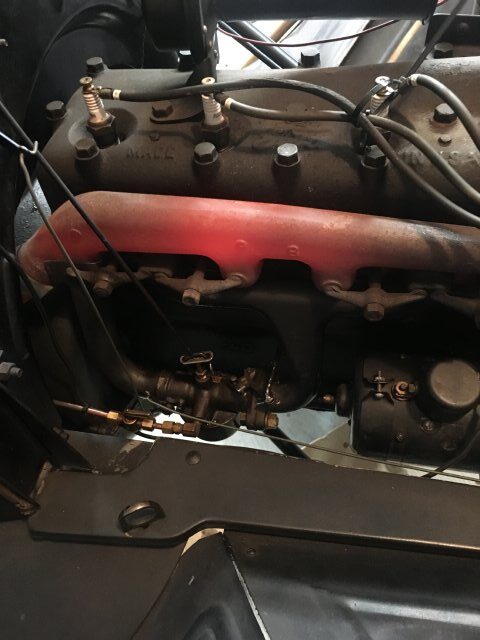 What Causes Exhaust Manifold to Turn Red Hot